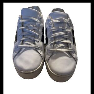 Michael Kors Poppy Lace Up Leather White Brown Size 8.5